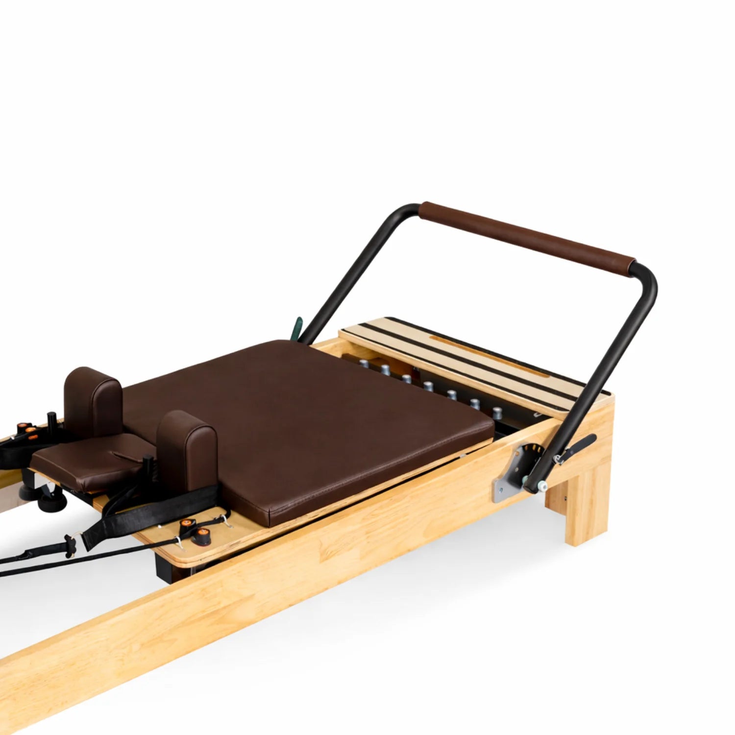 Reformer Pilates Studio marron coté