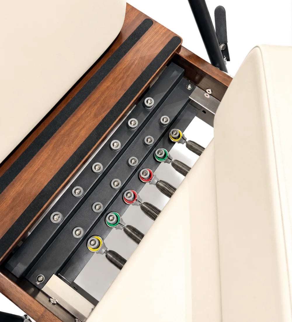 Reformer Pilates Signature Beige Ressort - Détail Système de Résistance Premium - Pilates At Home